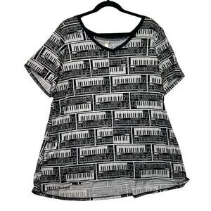 Lularoe piano Christy Tshirt  3XL